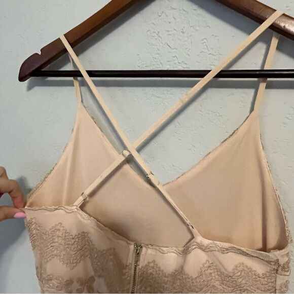 Women's Alya Tan Cocktail Dress - Picture 6 of 9